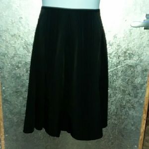 A-line business skirt EUC.  22W.